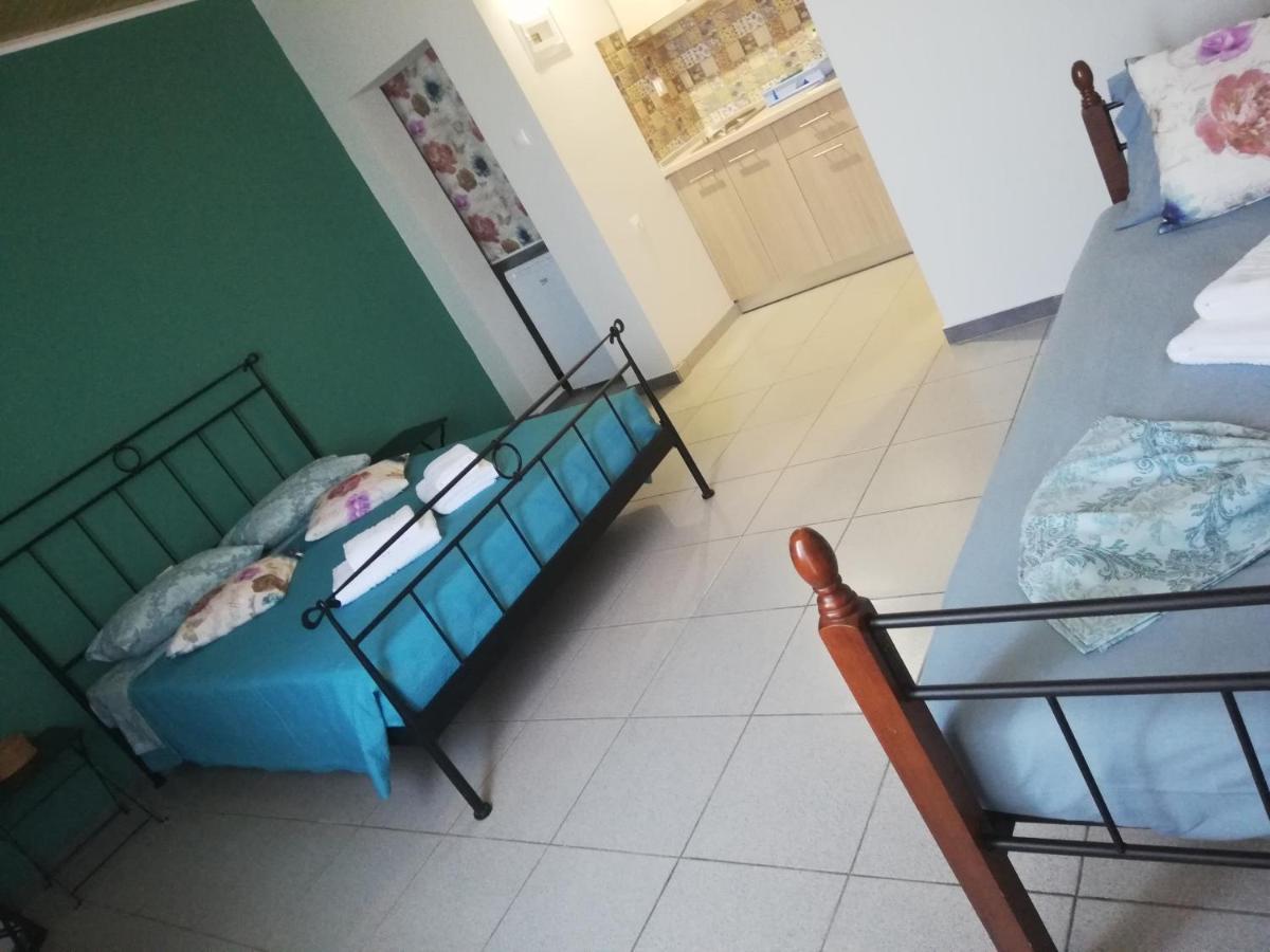 شقة Corner House ليبتوكاريا المظهر الخارجي الصورة